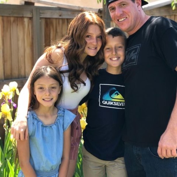 Meet your Posher, Dustin - Picture 1 of 1